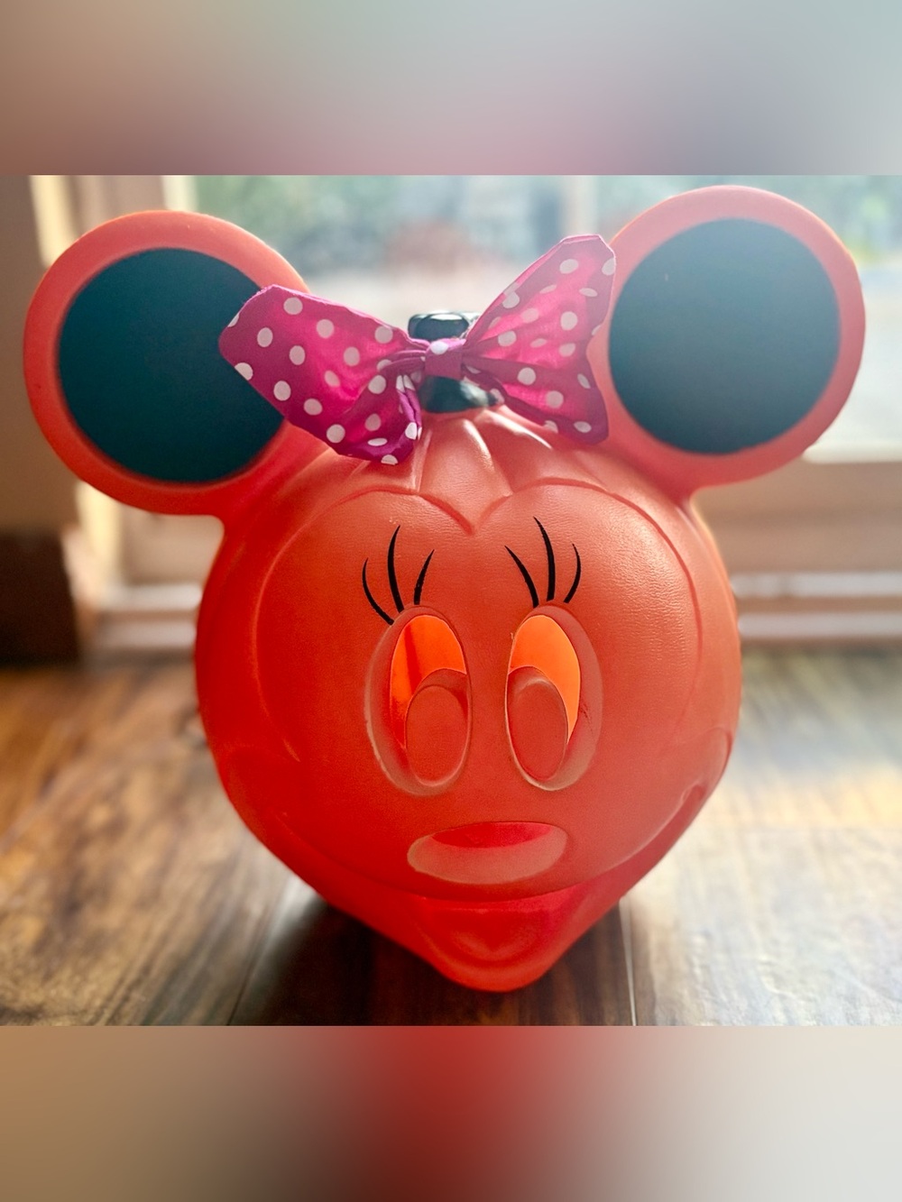 Plastic blow mold lighted pumpkin, Disney Minnie Mouse Jack-O-Lantern